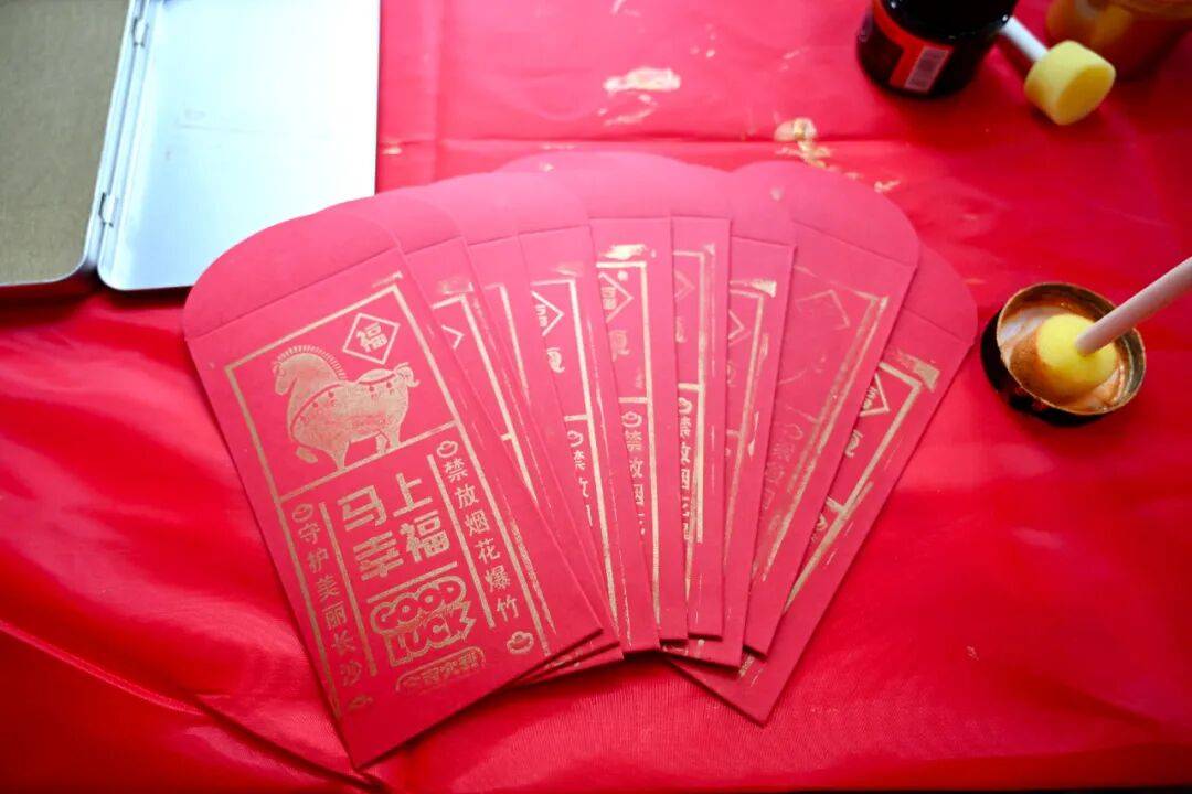 环保市集进社区<strong></p>
<p>有研新材股票</strong>，美丽长沙青年突击队开福分队领跑烟花禁放新风尚