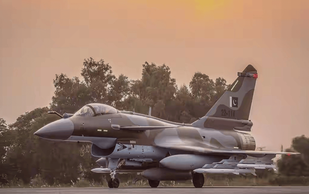 美媒：中国已确认战果<strong></p>
<p>中国卫星股票</strong>，官宣0损失打下多架敌机，印度对阵风失声