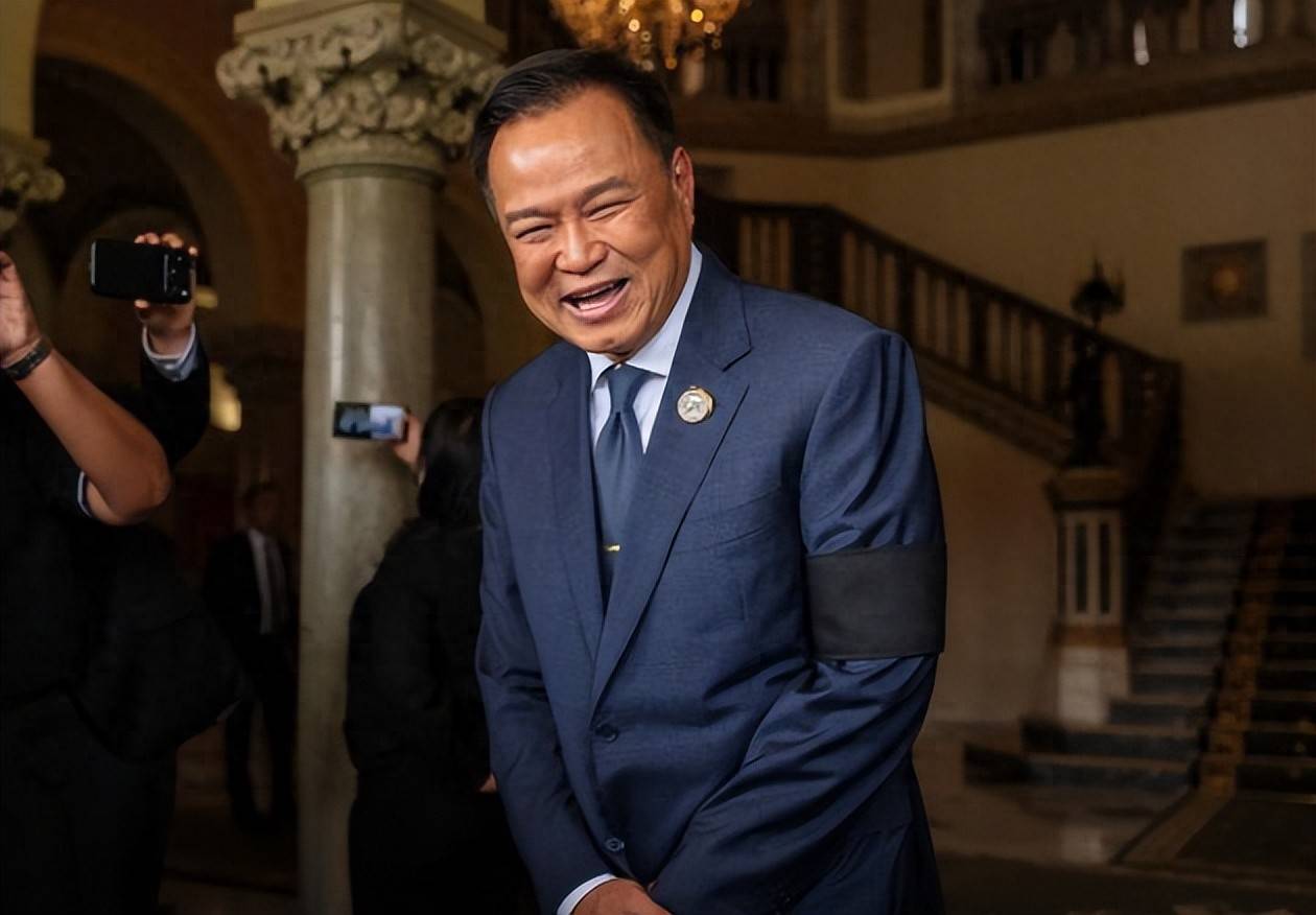 泰国选出最亲华总理<strong></p>
<p>双成药业股票</strong>,自称是中国人后代,20年来首位连任成功,中方送上祝贺!