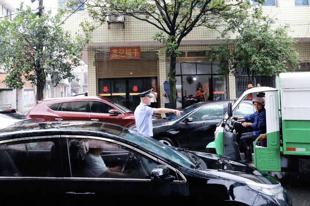 湖南汨罗一麻将馆被查<strong></p>
<p>葫芦娃股票</strong>,28人被罚,2人被采取刑事强制措施